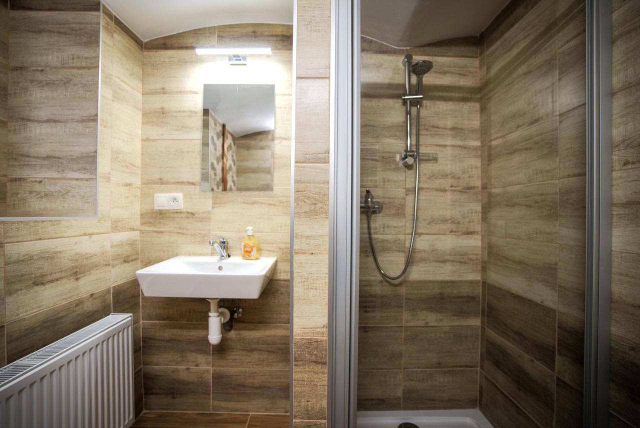 Apartamento Apartmánek mezi kopci Jáchymov Exterior foto