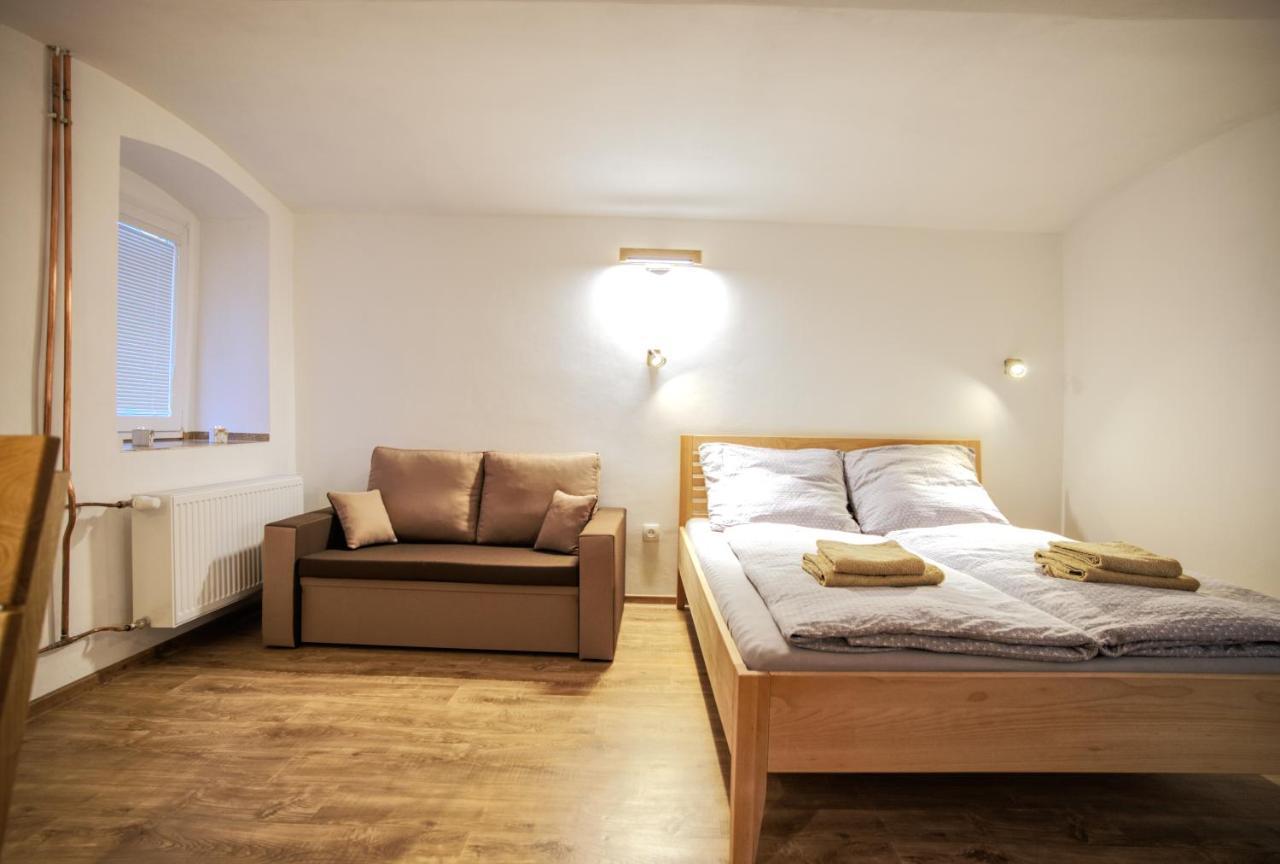 Apartamento Apartmánek mezi kopci Jáchymov Exterior foto